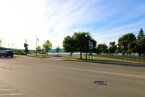 1 Main St, Newport, VT 05855